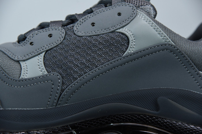 BALCIA Triple S Sneaker