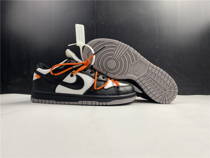 OFW x Nike Dunk Low CT0856-001