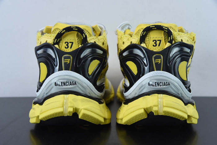 BALCIA RUNNER SNEAKER