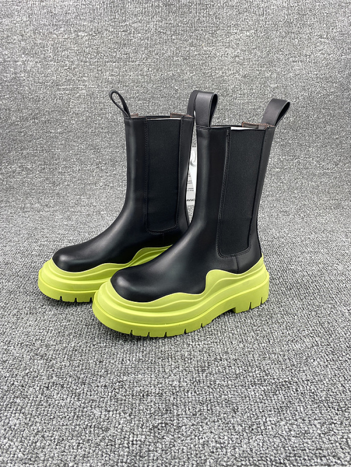 Bo*te*ga ve*ne*ta chelsea tire leather high boot