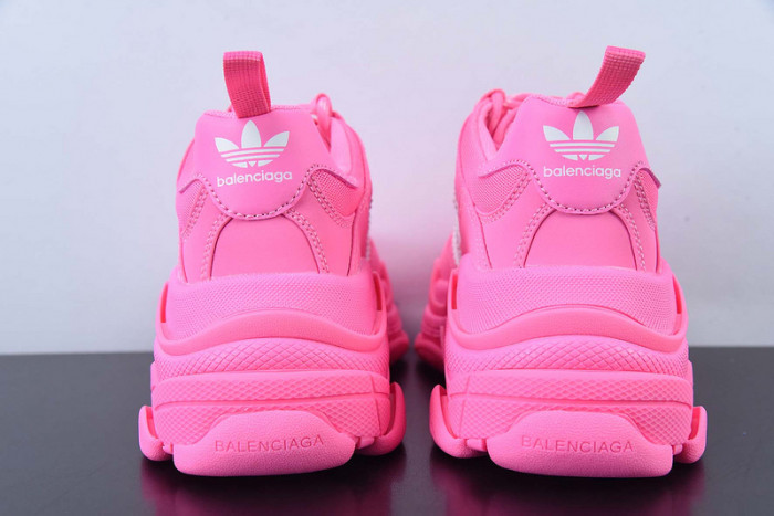 BALCIA TRIPLE S SNEAKER