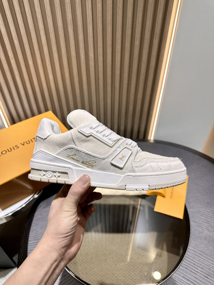 LUSV SNEAKERS