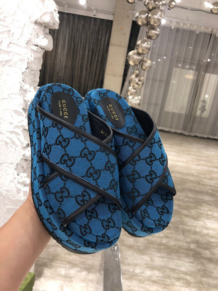 GCI GG Slide Sandal