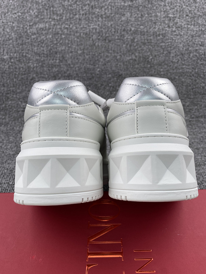 VALENTINO GARAVANI SNEAKER