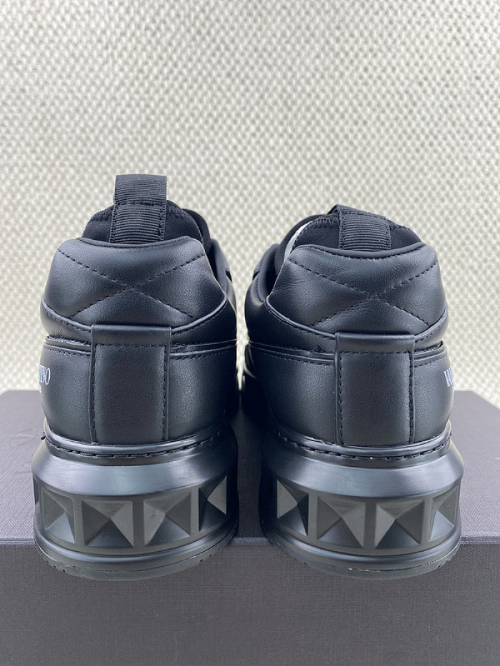 VALENTINO GARAVANI SNEAKER