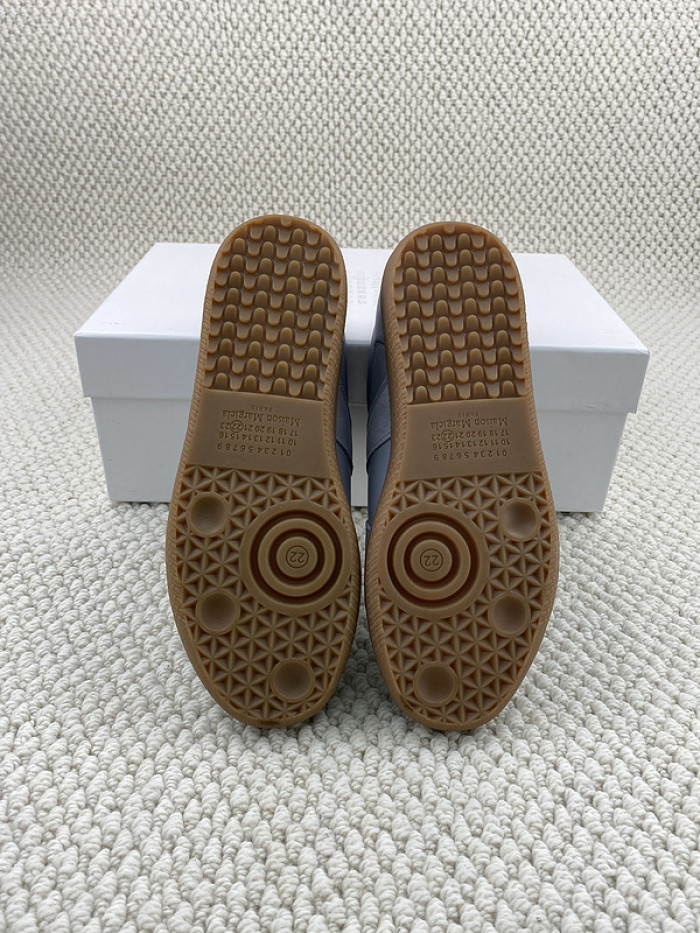 ma*s*n Ma*i*la sneaker