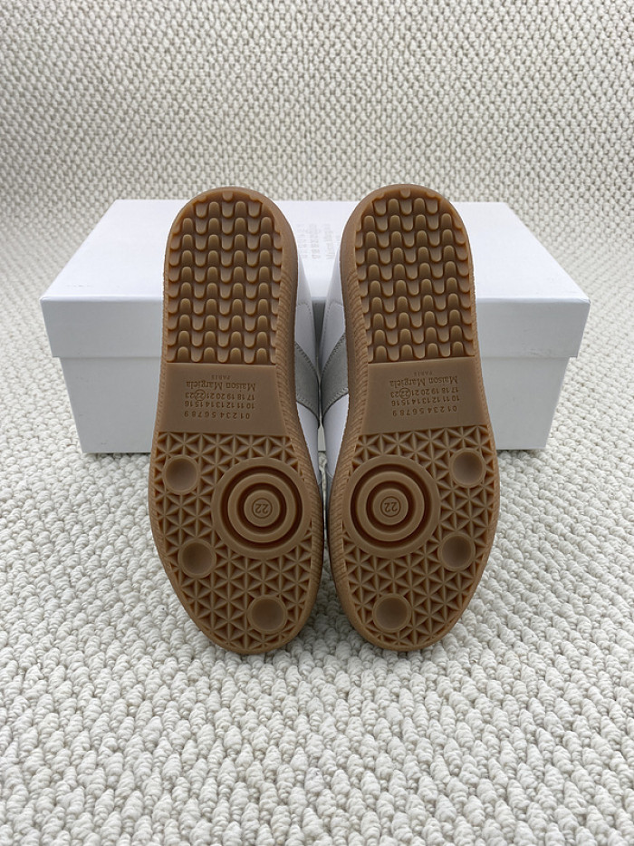 ma*s*n Ma*i*la sneaker