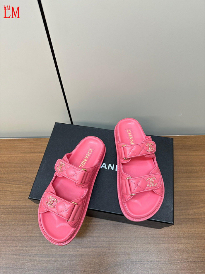 CN Slide Sandal