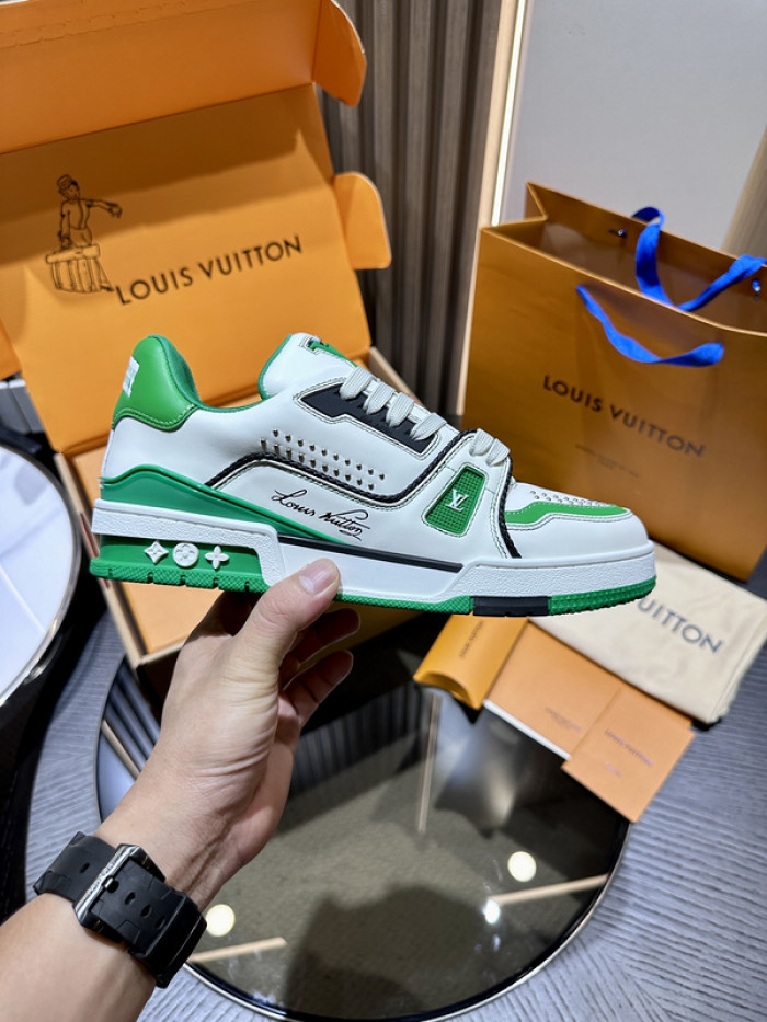 LUSV SNEAKERS