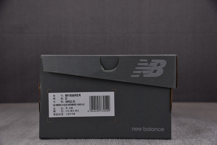 New Balance 1906R Silver Metallic Black M1906RER