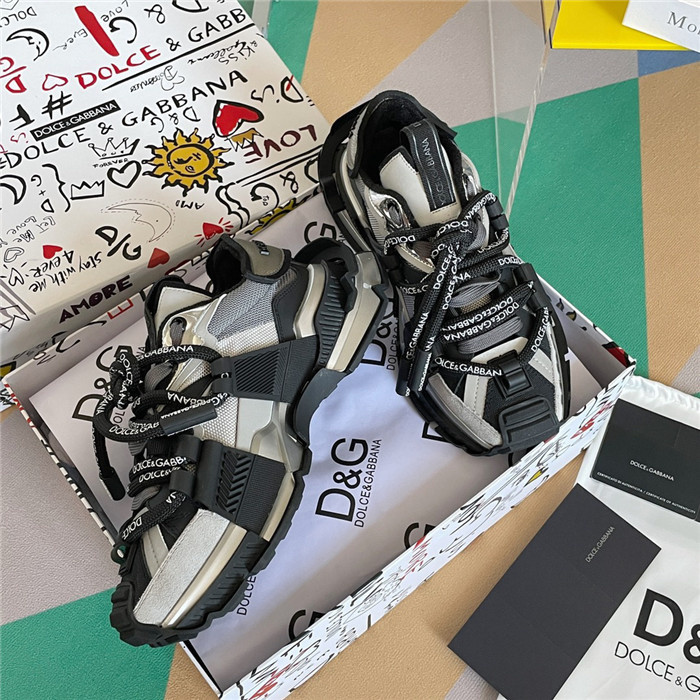 DG SNEAKER