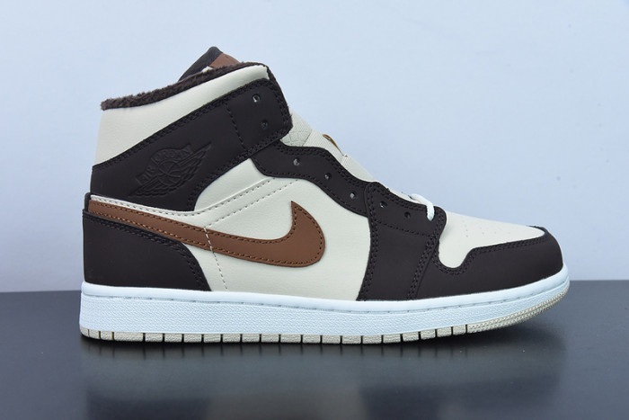 Air Jordan 1 Mid Brown Fleece DO6699-200