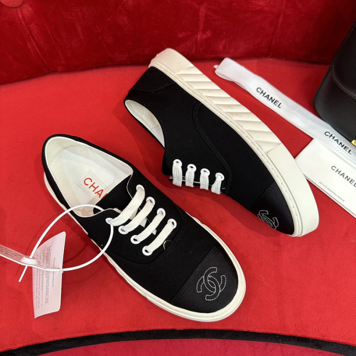 CHNL Sneaker