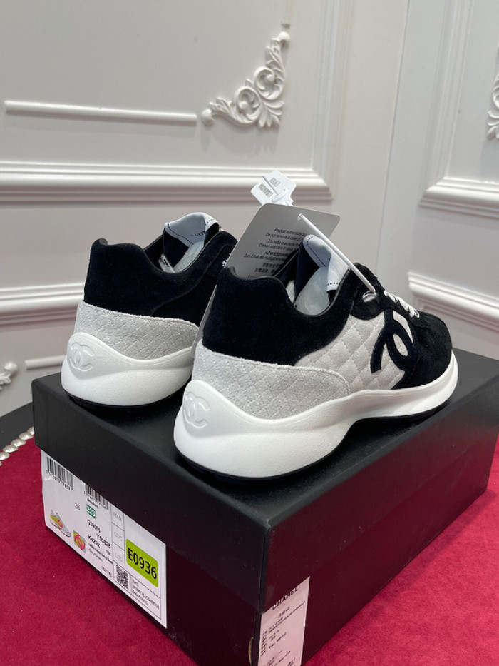 CHNL Sneaker
