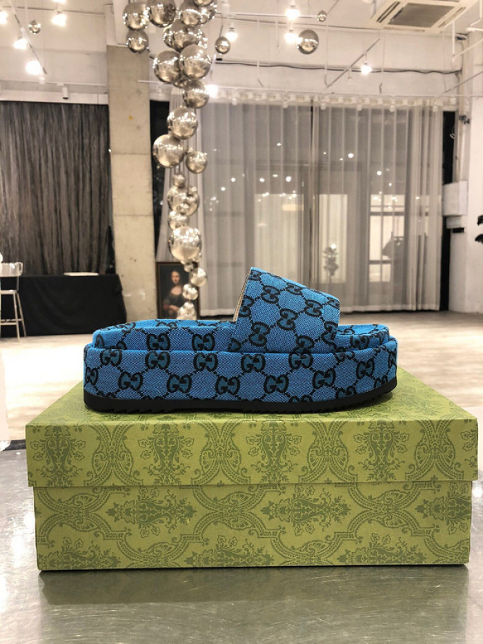 GCI GG Slide Sandal