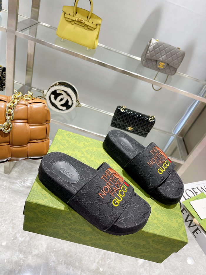 GCI GG Slide Sandal