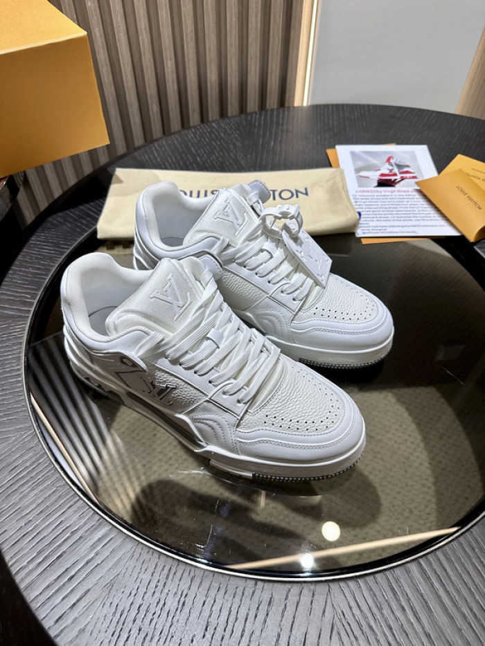 LUSV SNEAKERS