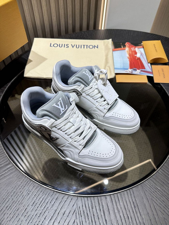 LUSV SNEAKERS