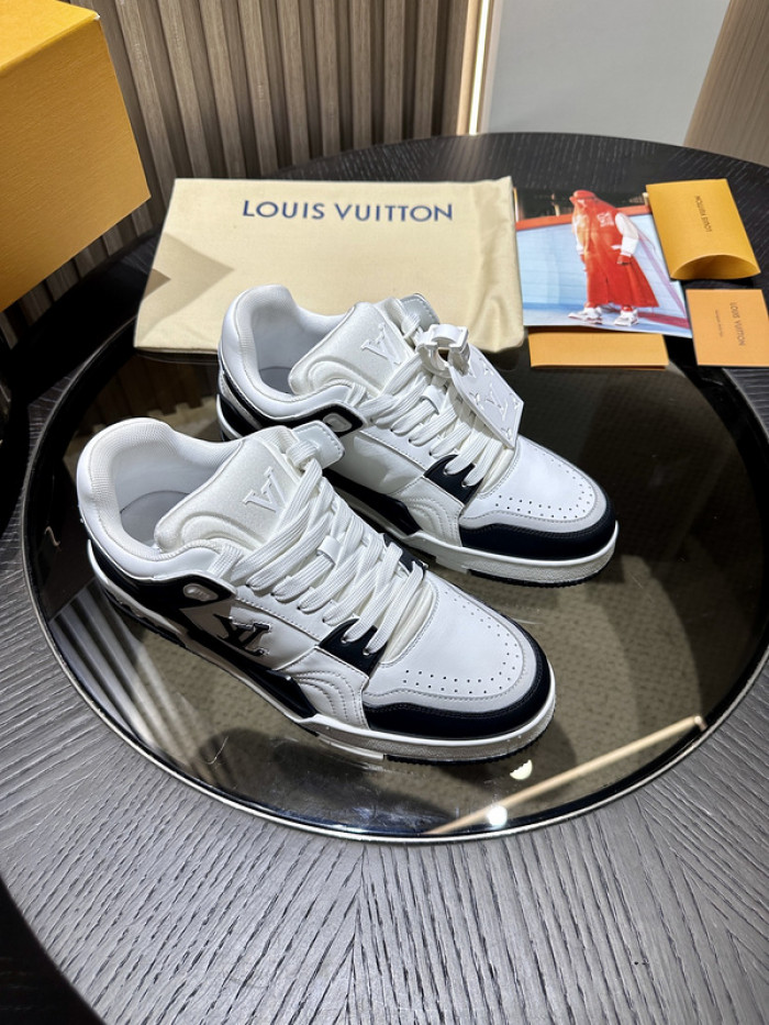 LUSV SNEAKERS