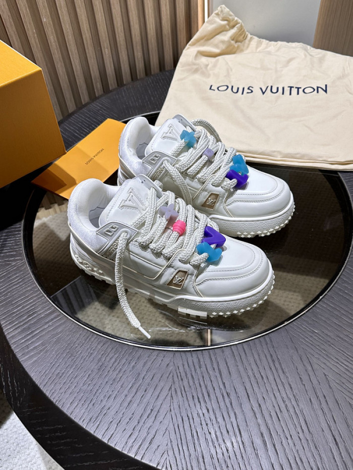 LUSV SNEAKERS