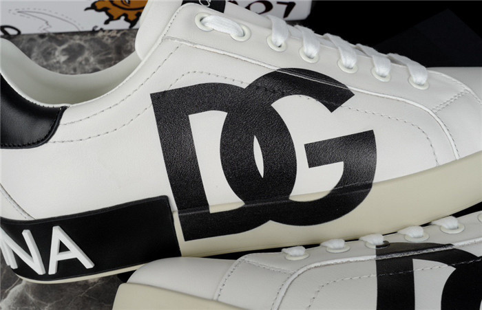 DG SNEAKER
