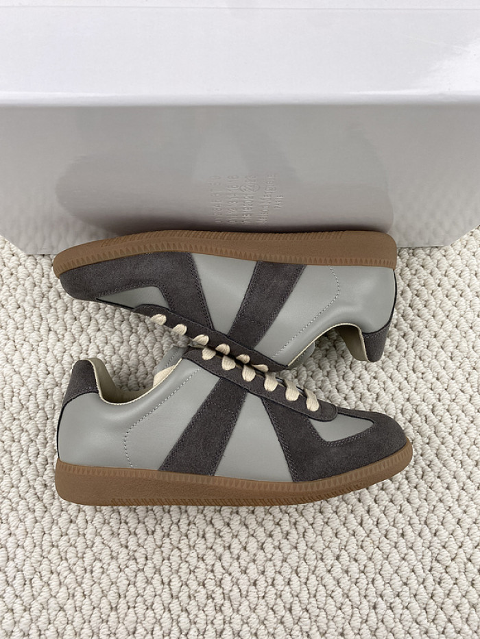 ma*s*n Ma*i*la sneaker