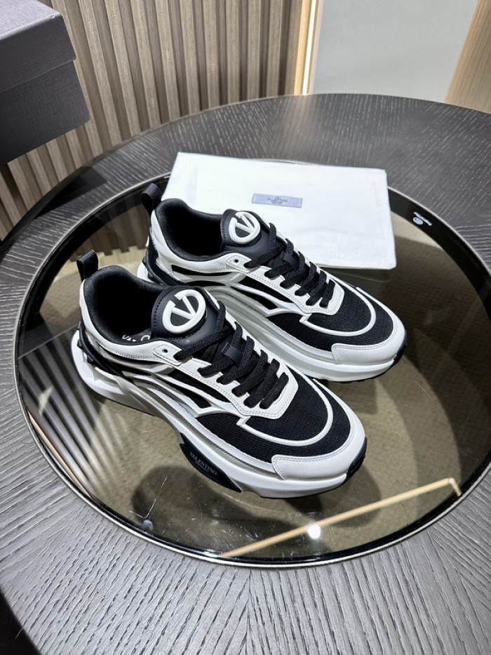 VALENTINO GARAVANI SNEAKER