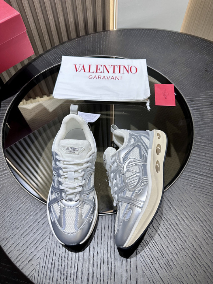 VALENTINO GARAVANI SNEAKER