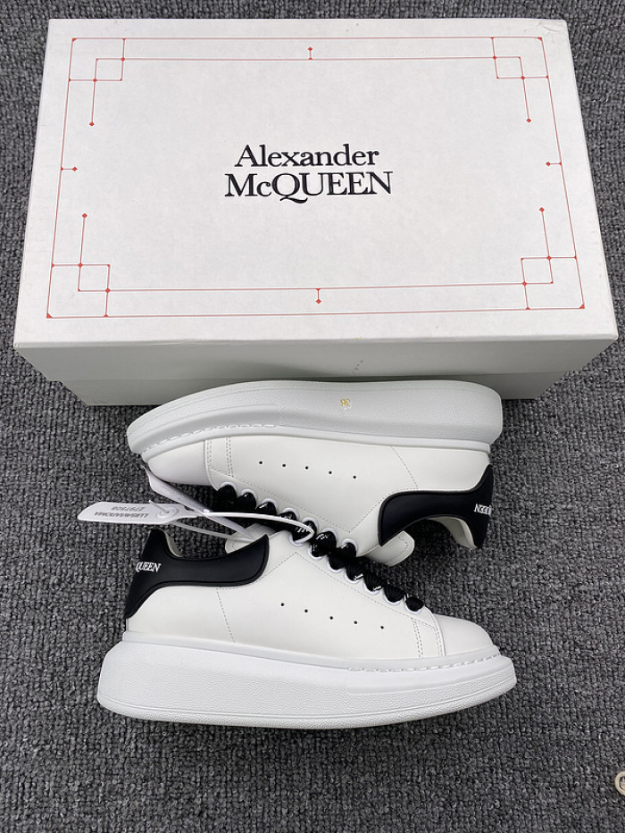 ALEXMQ Sneakers