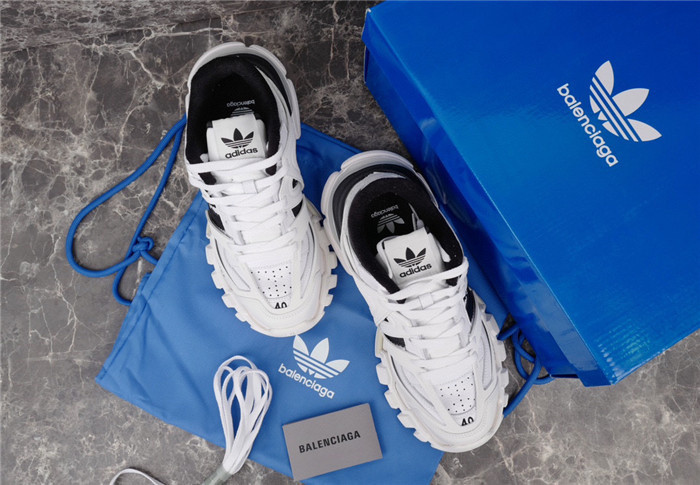 BALCIA Track SNEAKER