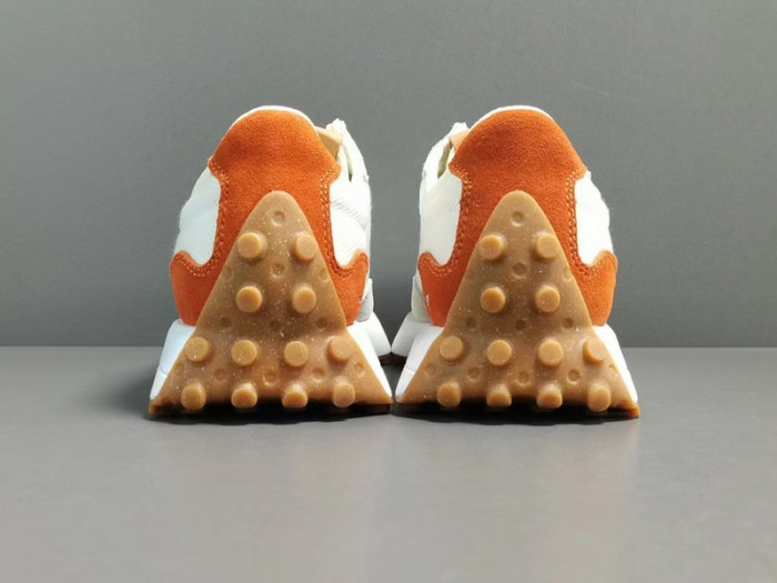 New Balance Wmns 327 