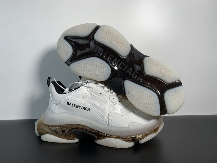 BALCIA TRIPLE S SNEAKER