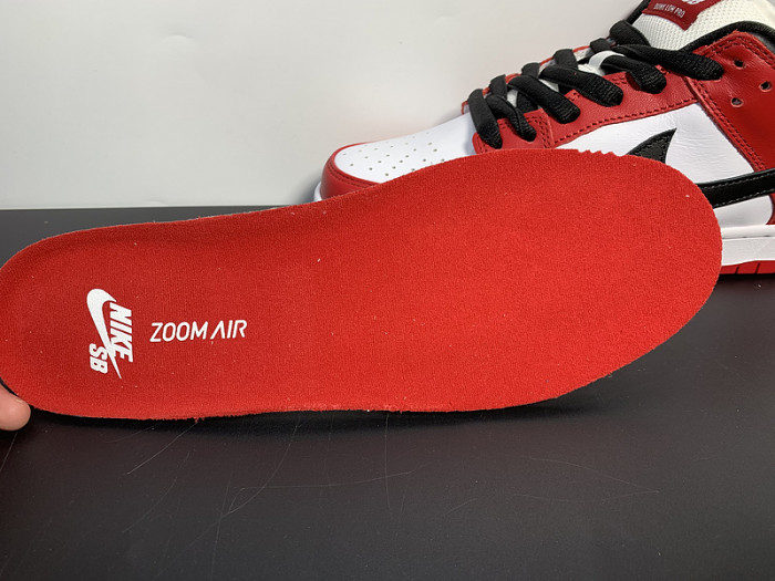 NIKE DUNK LOW CHICAGO BQ6817-600