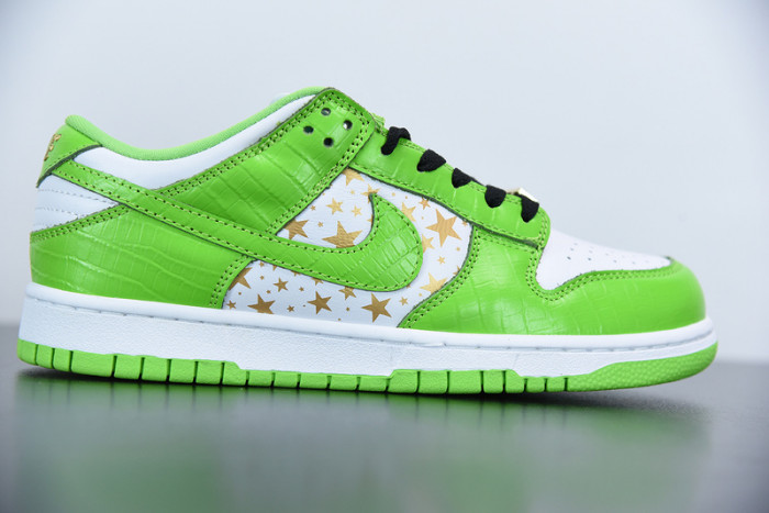 SPM x Nike SB Dunk Low Green DH3228-101