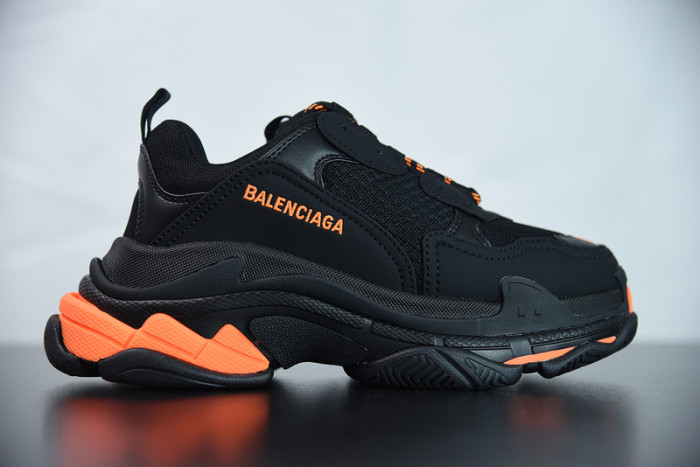 BALCIA Triple S Sneaker