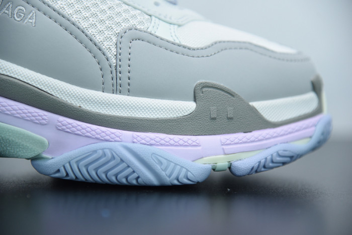 BALCIA Triple S Sneaker