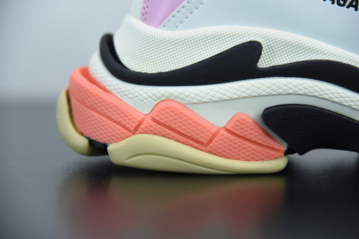 BALCIA Triple S Sneaker