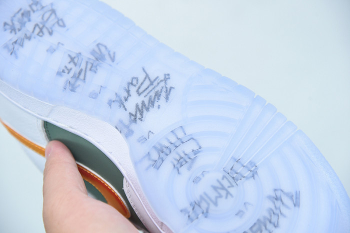 Nike Dunk Low “NY vs NY” DN2489-300