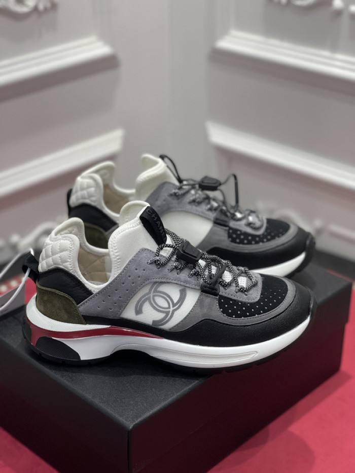 CHNL Sneaker