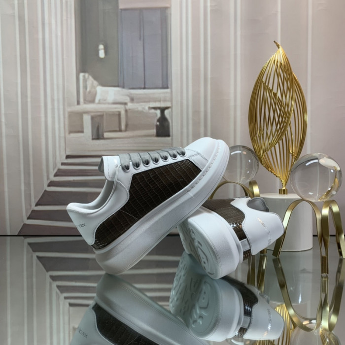 ALEXMQ Sneakers