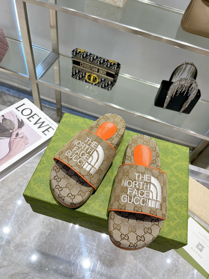 GCI GG Slide Sandal