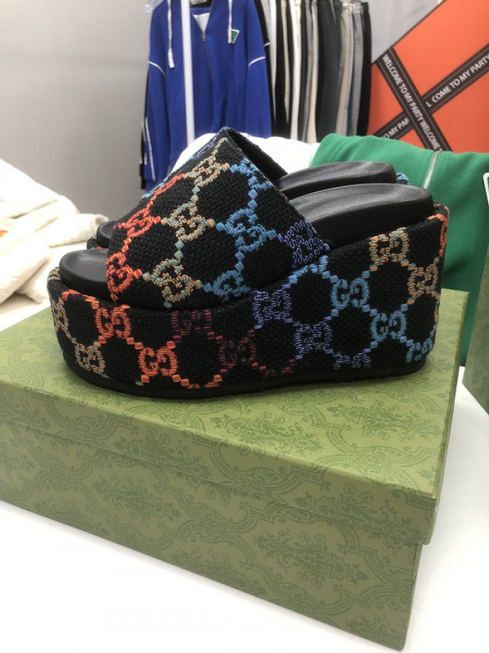 GCI GG Slide Sandal