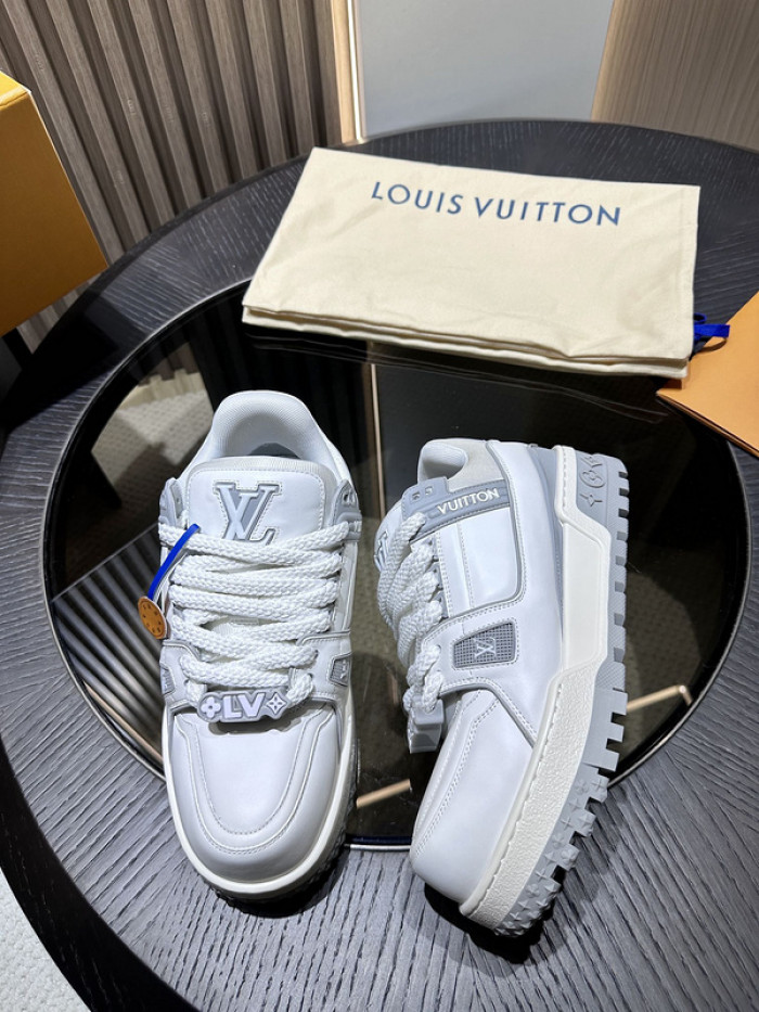 LUSV SNEAKERS