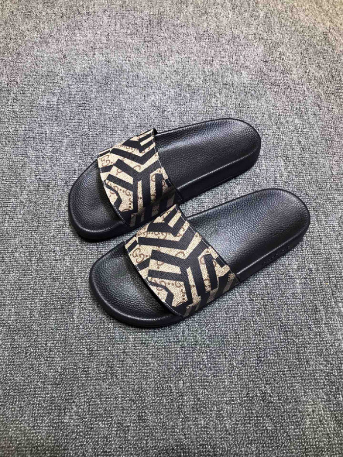 GCI GG Slide Sandal
