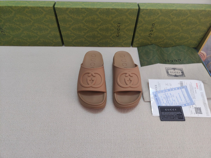GCI GG Slide Sandal