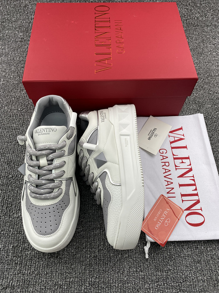 VALENTINO GARAVANI SNEAKER