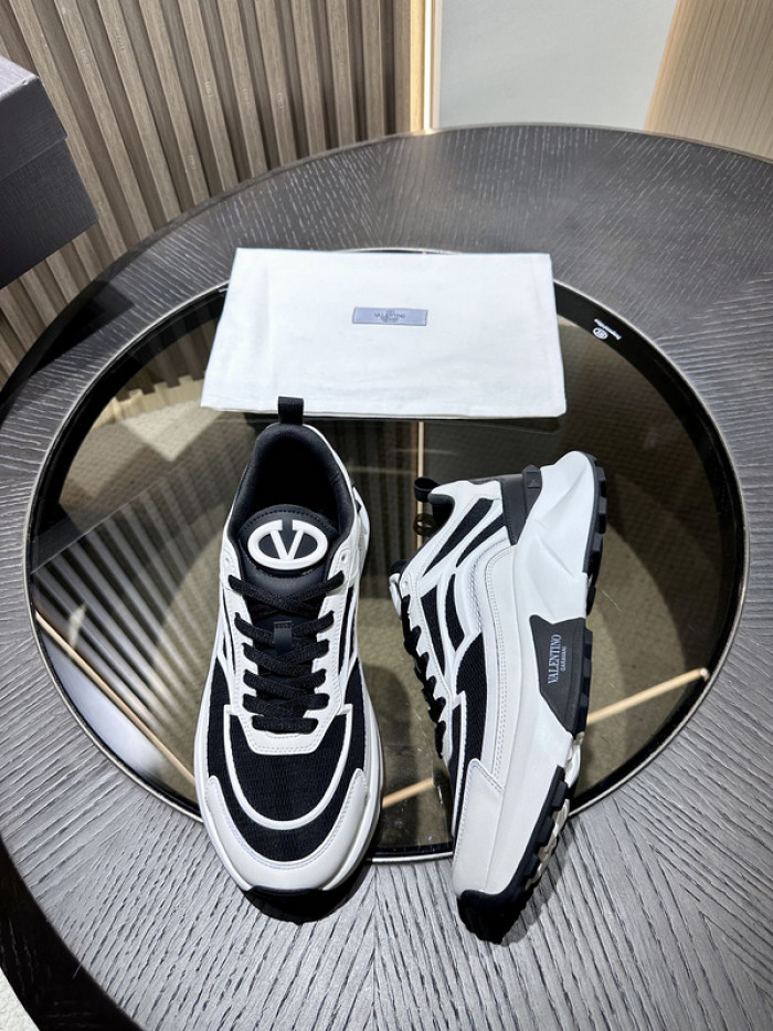 VALENTINO GARAVANI SNEAKER