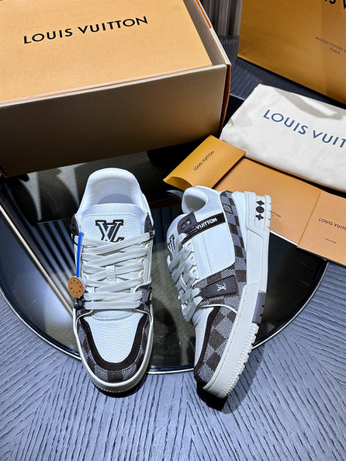 LUSV SNEAKERS