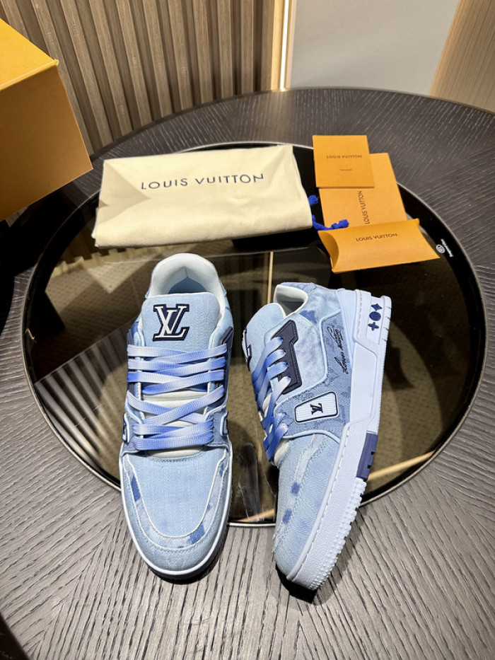 LUSV SNEAKERS