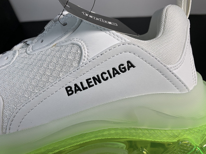 BALCIA TRIPLE S SNEAKER